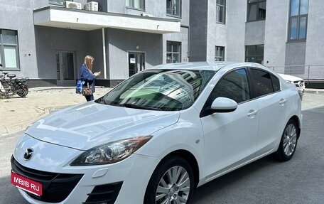 Mazda 3, 2011 год, 800 000 рублей, 2 фотография