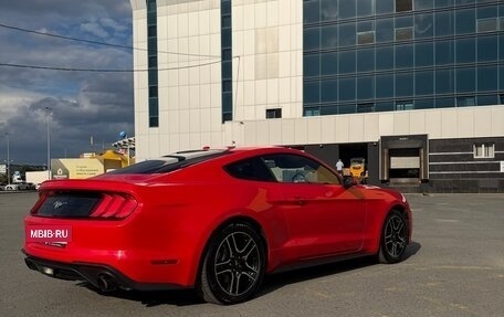 Ford Mustang VI рестайлинг, 2020 год, 3 200 000 рублей, 2 фотография
