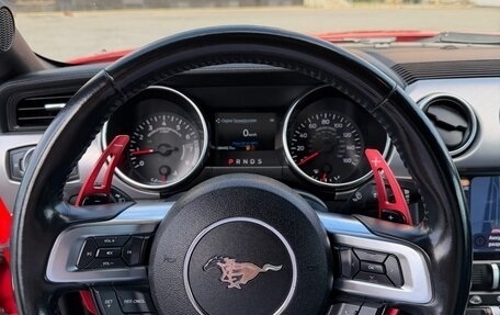 Ford Mustang VI рестайлинг, 2020 год, 3 200 000 рублей, 7 фотография