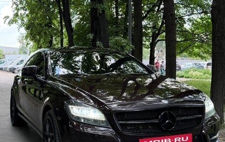 Mercedes-Benz CLS, 2011 год, 3 500 000 рублей, 2 фотография