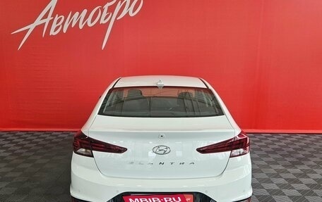 Hyundai Elantra, 2020 год, 1 495 000 рублей, 4 фотография