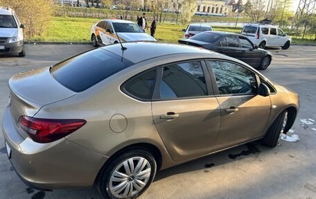 Opel Astra J, 2012 год, 900 000 рублей, 3 фотография