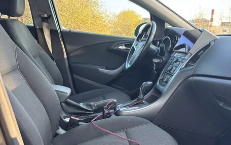 Opel Astra J, 2012 год, 900 000 рублей, 8 фотография