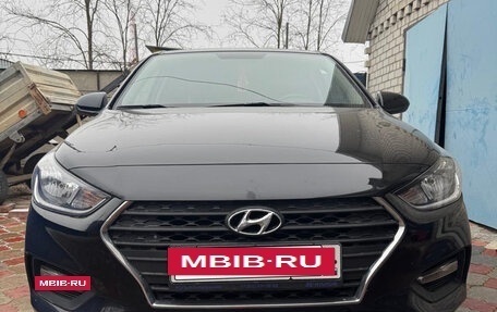 Hyundai Solaris II рестайлинг, 2017 год, 1 175 000 рублей, 8 фотография