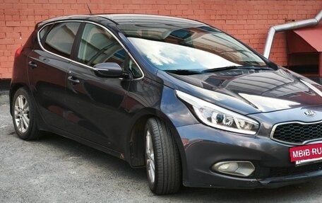 KIA cee'd III, 2012 год, 800 000 рублей, 2 фотография