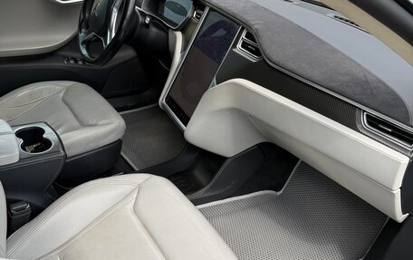 Tesla Model S I, 2015 год, 2 600 000 рублей, 4 фотография