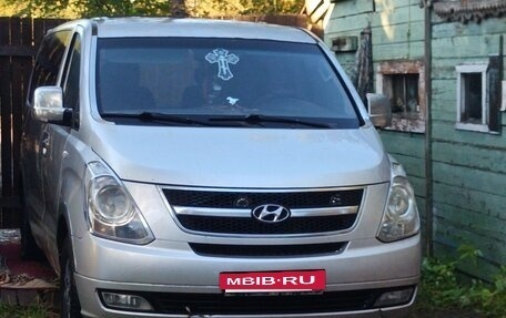 Hyundai Grand Starex Grand Starex I рестайлинг 2, 2008 год, 800 000 рублей, 2 фотография