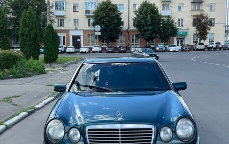 Mercedes-Benz E-Класс, 1995 год, 280 000 рублей, 2 фотография