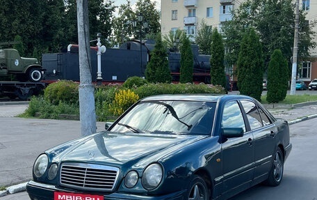 Mercedes-Benz E-Класс, 1995 год, 280 000 рублей, 3 фотография