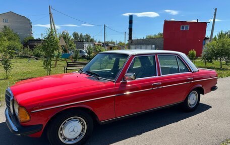 Mercedes-Benz W123, 1976 год, 450 000 рублей, 2 фотография