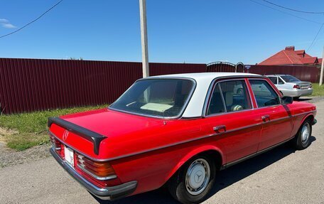 Mercedes-Benz W123, 1976 год, 450 000 рублей, 4 фотография