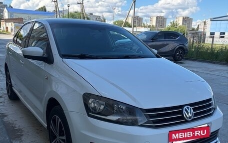 Volkswagen Polo VI (EU Market), 2015 год, 890 000 рублей, 3 фотография