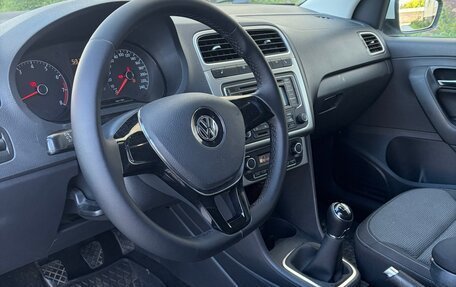 Volkswagen Polo VI (EU Market), 2015 год, 890 000 рублей, 6 фотография