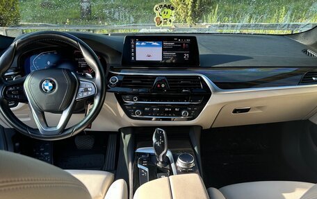 BMW 5 серия, 2019 год, 3 549 000 рублей, 9 фотография