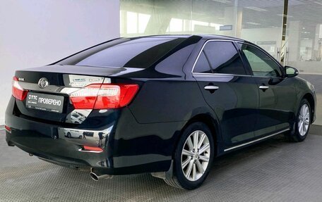 Toyota Camry, 2012 год, 1 630 000 рублей, 5 фотография