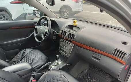 Toyota Avensis III рестайлинг, 2005 год, 810 000 рублей, 15 фотография