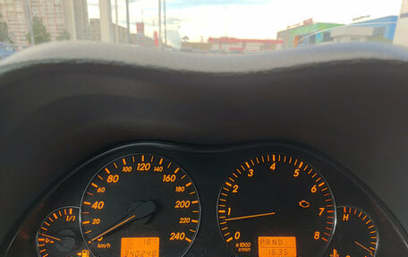 Toyota Avensis III рестайлинг, 2005 год, 810 000 рублей, 17 фотография