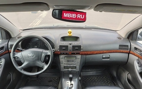 Toyota Avensis III рестайлинг, 2005 год, 810 000 рублей, 18 фотография