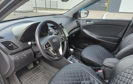 Hyundai Solaris II рестайлинг, 2015 год, 960 000 рублей, 20 фотография