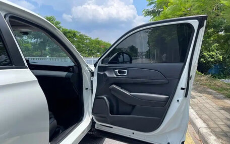 Honda Vezel, 2023 год, 1 455 100 рублей, 11 фотография