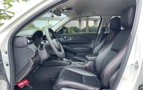 Honda Vezel, 2023 год, 1 455 100 рублей, 19 фотография