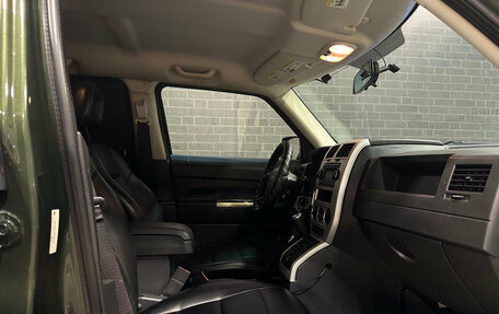 Jeep Liberty (Patriot), 2008 год, 750 000 рублей, 7 фотография