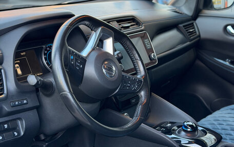 Nissan Leaf II, 2019 год, 2 500 000 рублей, 8 фотография
