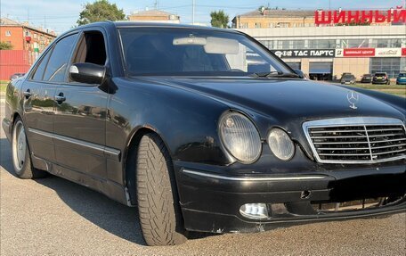Mercedes-Benz E-Класс, 1999 год, 500 000 рублей, 2 фотография
