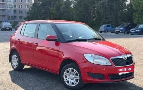 Skoda Fabia II, 2013 год, 490 000 рублей, 2 фотография