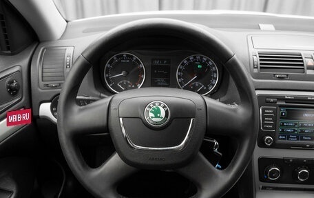Skoda Octavia, 2011 год, 760 000 рублей, 10 фотография