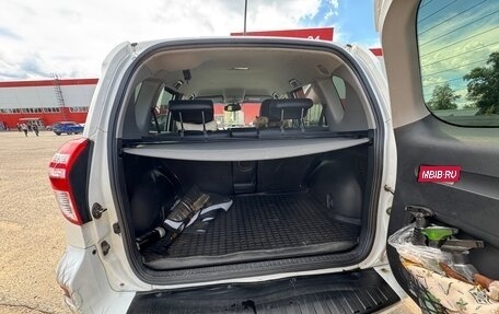 Toyota RAV4, 2011 год, 1 350 000 рублей, 12 фотография