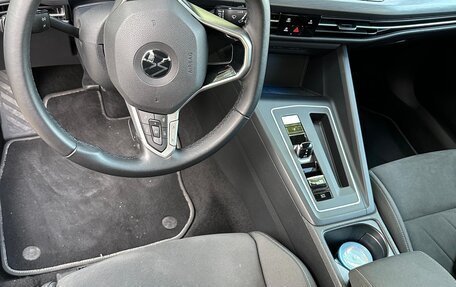 Volkswagen Golf VIII, 2020 год, 3 350 000 рублей, 7 фотография
