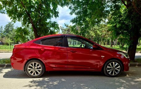 Hyundai Solaris II рестайлинг, 2014 год, 1 200 000 рублей, 4 фотография