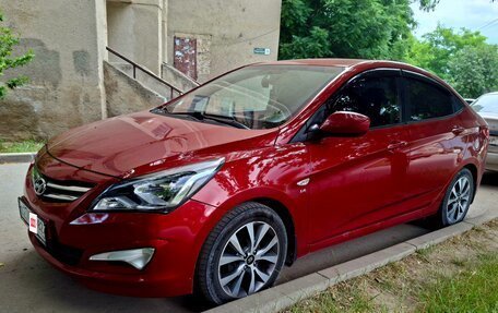 Hyundai Solaris II рестайлинг, 2014 год, 1 200 000 рублей, 2 фотография