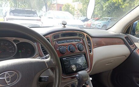 Toyota Highlander III, 2001 год, 499 000 рублей, 8 фотография