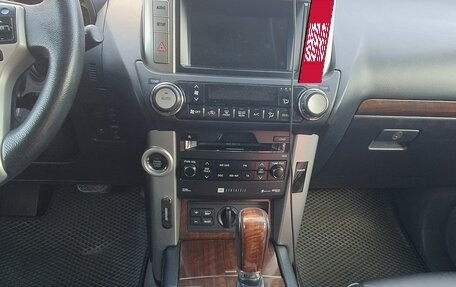 Toyota Land Cruiser Prado 150 рестайлинг 2, 2010 год, 2 350 000 рублей, 5 фотография