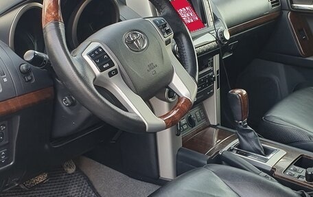 Toyota Land Cruiser Prado 150 рестайлинг 2, 2010 год, 2 350 000 рублей, 3 фотография