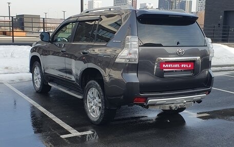 Toyota Land Cruiser Prado 150 рестайлинг 2, 2010 год, 2 350 000 рублей, 10 фотография