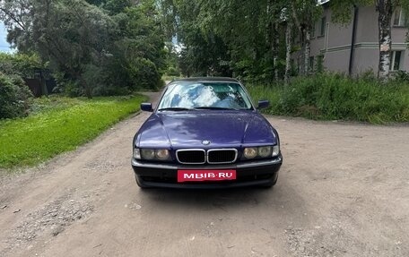 BMW 7 серия, 1998 год, 400 000 рублей, 2 фотография