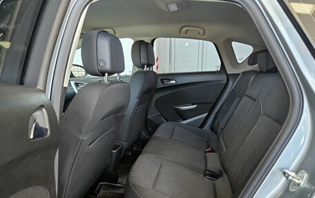 Opel Astra J, 2011 год, 995 000 рублей, 14 фотография