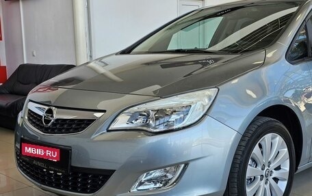 Opel Astra J, 2011 год, 995 000 рублей, 3 фотография