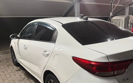 KIA Rio IV, 2017 год, 830 000 рублей, 6 фотография