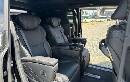 Toyota Alphard, 2025 год, 12 900 000 рублей, 10 фотография