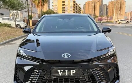 Toyota Camry, 2025 год, 3 390 001 рублей, 2 фотография