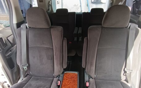 Toyota Vellfire I, 2010 год, 2 000 000 рублей, 23 фотография