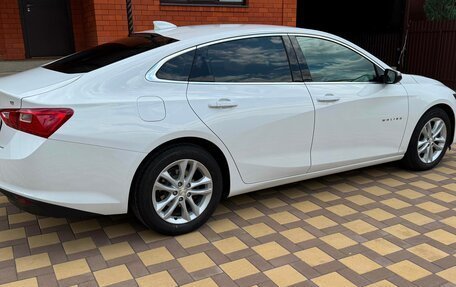 Chevrolet Malibu IX, 2018 год, 1 550 000 рублей, 3 фотография