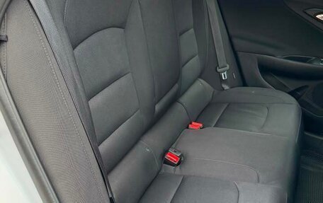 Chevrolet Malibu IX, 2018 год, 1 550 000 рублей, 16 фотография