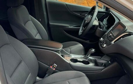 Chevrolet Malibu IX, 2018 год, 1 550 000 рублей, 18 фотография