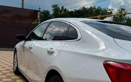 Chevrolet Malibu IX, 2018 год, 1 550 000 рублей, 28 фотография