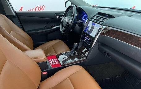 Toyota Camry, 2016 год, 2 070 000 рублей, 12 фотография